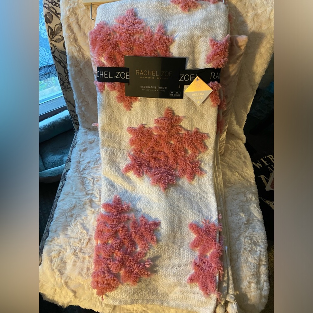 Rachel Zoe Pink Snowflake Christmas Decorative Throw Blanket - 50X60